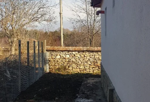 Изолация и вертикална планировка на къща до Дуранкулак
