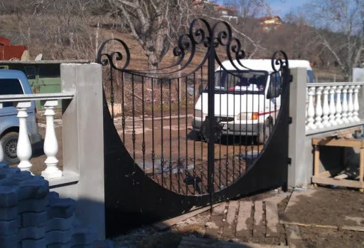 Building a house in Balchik, Rogachevo village