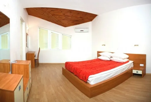 Строителство на 8 къщи в Балчик, с. Рогачево