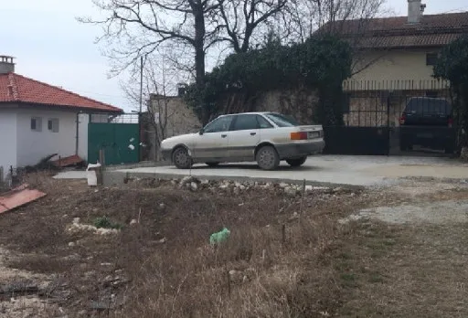 Building a concrete driveway near Varna
