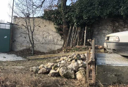 Building a concrete driveway near Varna
