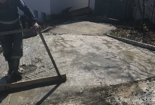 Building a concrete driveway near Varna