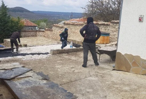 Строителство на мини голф игрище в двор на къща до Албена