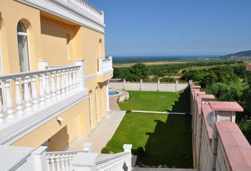 Building a house in Balchik, Rogachevo village