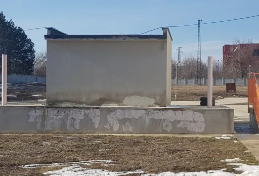 Строително-ремонтни работи на водоем на мелница в Генерал Тошево