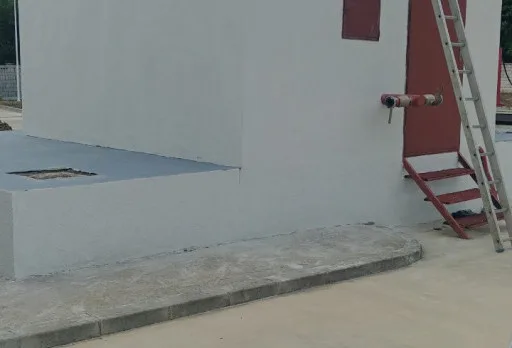 Строително-ремонтни работи на водоем на мелница в Генерал Тошево