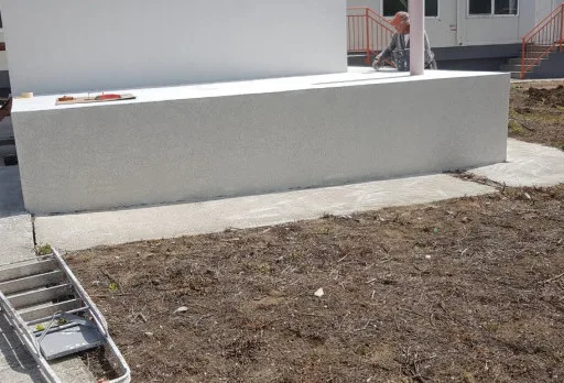 Строително-ремонтни работи на водоем на мелница в Генерал Тошево