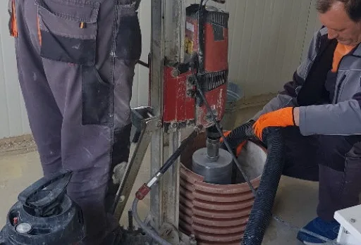 Строително-ремонтни работи и пробиване на отвори с диамантена боркорона при строително-монтажни работи в мелница в Генерал Тошево