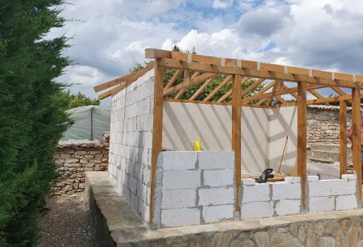 Строителство на барбекю в с. Оброчище, Албена