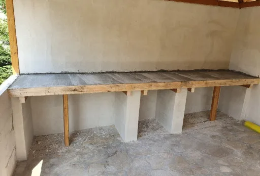 Строителство на барбекю в с. Оброчище, Албена