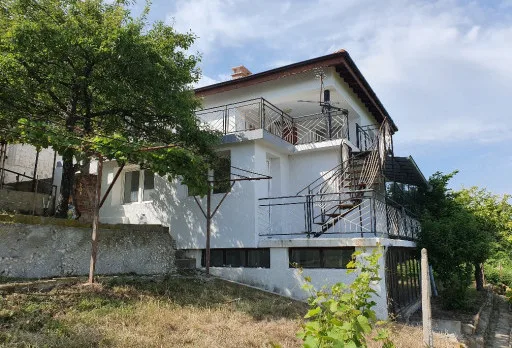 Construction and repair works and patio building of a house near Varna