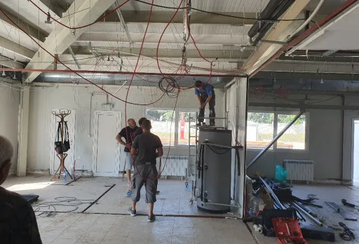 Строителни и монтажни работи на мелница в Генерал Тошево