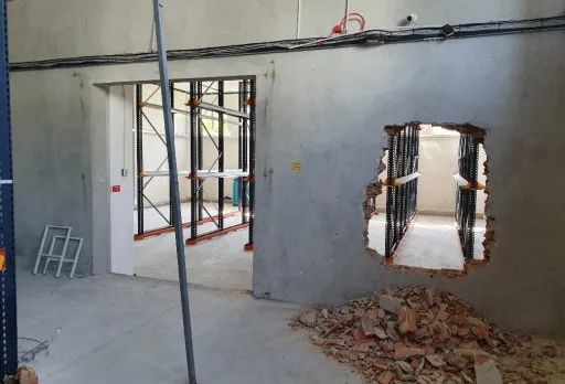 Строителство на бетонови рампи и пробиване на отвори в стени и под в Генерал Тошево