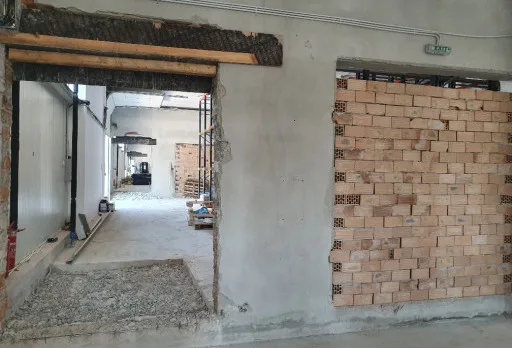 Строителство на бетонови рампи и пробиване на отвори в стени и под в Генерал Тошево