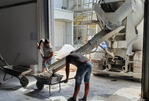 Строителство на бетонови рампи и пробиване на отвори в стени и под в Генерал Тошево