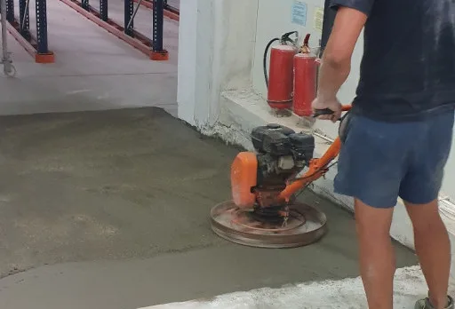 Строителство на бетонови рампи и пробиване на отвори в стени и под в Генерал Тошево