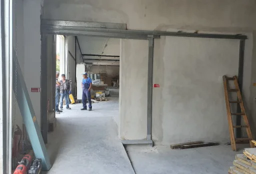 Строителство на бетонови рампи и пробиване на отвори в стени и под в Генерал Тошево