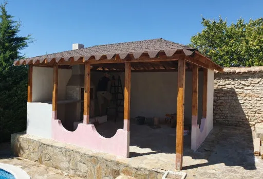 Строителство на барбекю в с. Оброчище, Албена