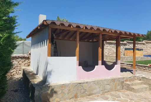 Строителство на барбекю в с. Оброчище, Албена