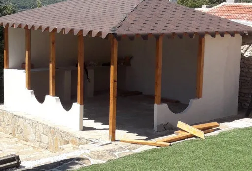 Строителство на барбекю в с. Оброчище, Албена