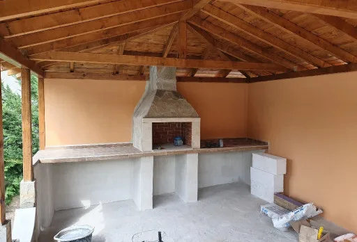 Строителство на барбекю в с. Оброчище, Албена