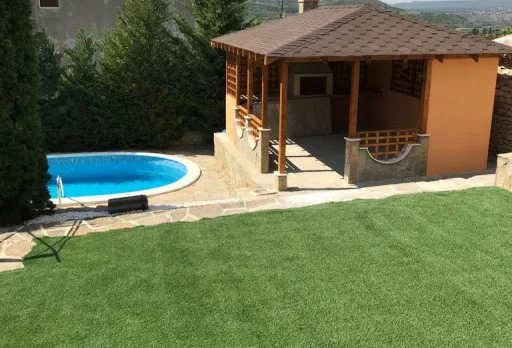 Строителство на барбекю в с. Оброчище, Албена