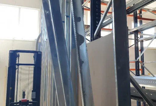 Строителни работи и монтаж на гипсокартон на мелница в Генерал Тошево