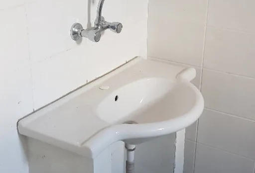 Строителство на ловна хижа Балчик, с. Рогачево