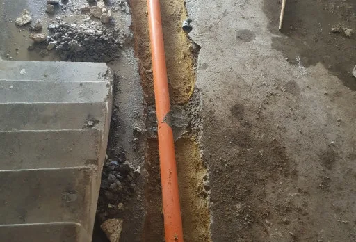 Bau- und Reparaturarbeiten in einem Verwaltungsgebäude in Balchik
