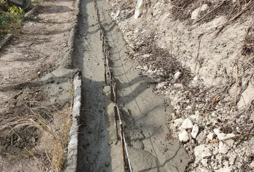 Строителство на ограда в близост до Варна