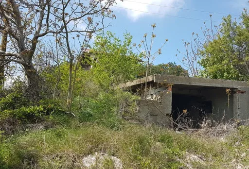 Модерна вила с плосък покрив в Балчик