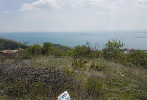 Модерна вила с плосък покрив в Балчик