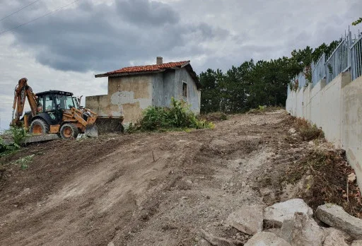 Модерна вила с плосък покрив в Балчик