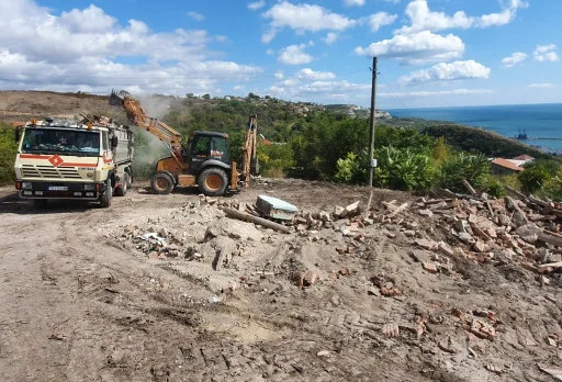 Модерна вила с плосък покрив в Балчик