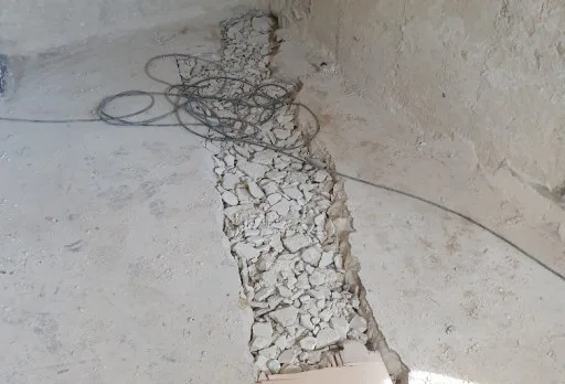 Bau- und Reparaturarbeiten in einem Verwaltungsgebäude in Balchik