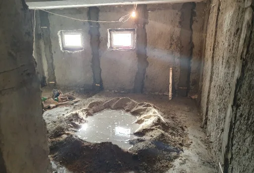 Bau- und Reparaturarbeiten in einem Verwaltungsgebäude in Balchik