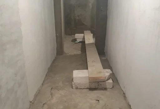 Bau- und Reparaturarbeiten in einem Verwaltungsgebäude in Balchik