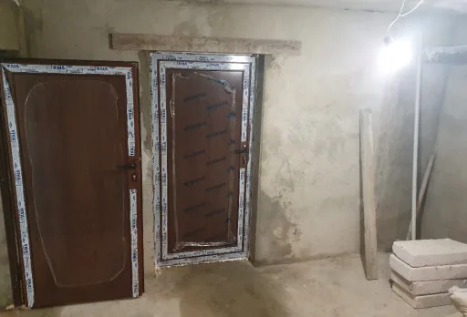 Bau- und Reparaturarbeiten in einem Verwaltungsgebäude in Balchik