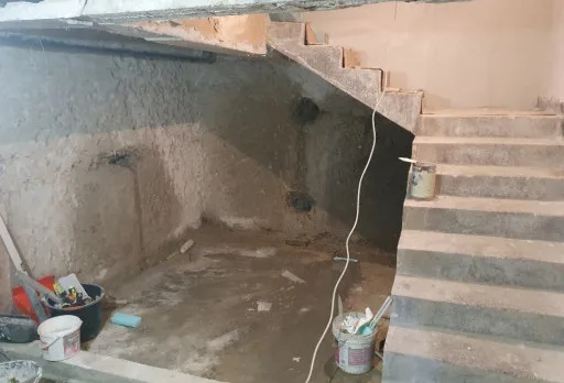 Bau- und Reparaturarbeiten in einem Verwaltungsgebäude in Balchik