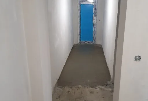Bau- und Reparaturarbeiten in einem Verwaltungsgebäude in Balchik