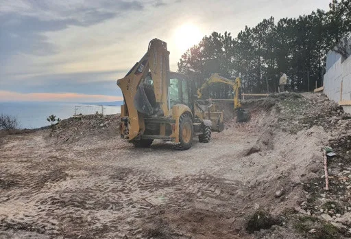 Модерна вила с плосък покрив в Балчик