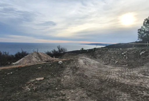 Модерна вила с плосък покрив в Балчик