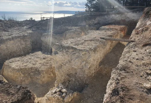 Модерна вила с плосък покрив в Балчик