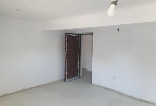 Bau- und Reparaturarbeiten in einem Verwaltungsgebäude in Balchik