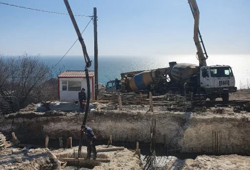 Модерна вила с плосък покрив в Балчик