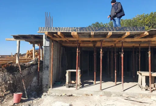 Модерна вила с плосък покрив в Балчик