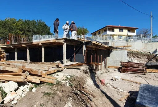 Модерна вила с плосък покрив в Балчик