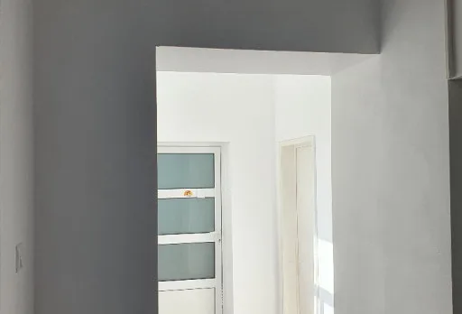 Renovierung von Geschäften und Büros in einem historischen Haus in Dobrich
