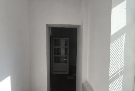 Renovierung von Geschäften und Büros in einem historischen Haus in Dobrich