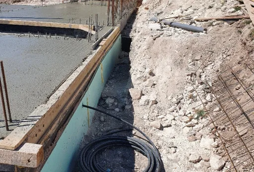 Модерна вила с плосък покрив в Балчик